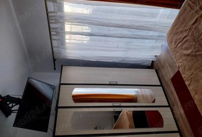 Dau in chirie apartament central lux - 8