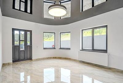 Zona Linistita Structura Generoasa - 19