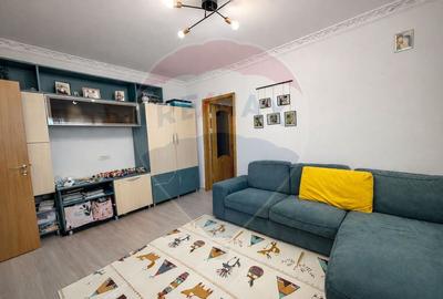 Apartament cu 3 camere semidecomandat în Tomis Nord - 2