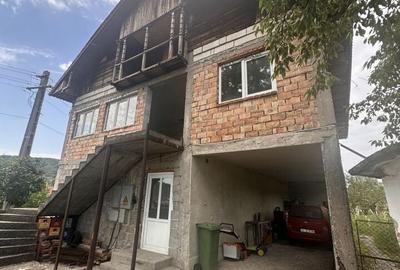 Casă cu 4 camere în Bistrița - 9