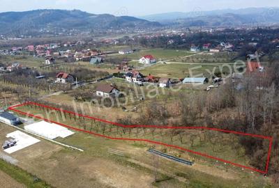Teren de 2172 mp, în Albești - 8