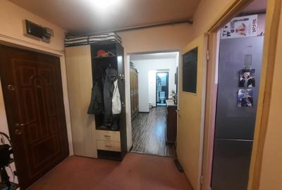 Apartament 3 camere decomandat Abator