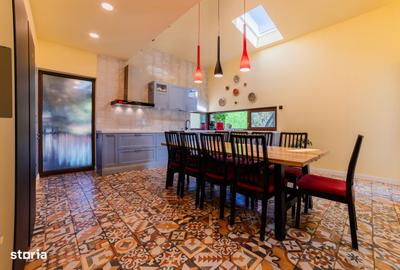 Casă cu 5 camere cu Teren 808 Mp în Dârste - 2