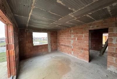 Casă cu Teren 330 Mp în Dragșina - 6