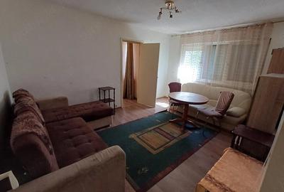 Apartament cu 3 camere semidecomandat în 14 Mai - 8