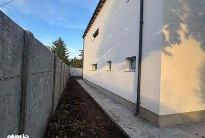 Casă cu 5 camere cu Teren 445 Mp în Cumpăna - 5