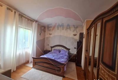Casă cu 6 camere cu Teren 1649 Mp în Jorăști - 6