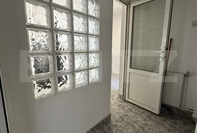 Apartament cu 2 camere decomandat în Cornișa - 6