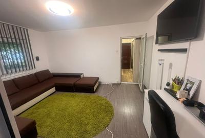 Apartament 2 camere - zona CET (Anda) - 72.500 euro  (Cod E11)