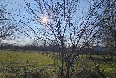 Teren de 6076 mp, în Central - 11