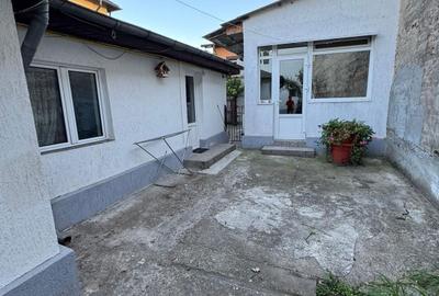 Casă cu 4 camere în Cioceanu - 2