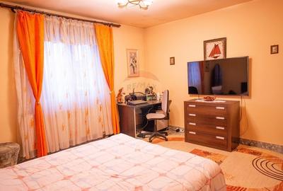 Casa / Vila cu piscina, 6 camere de vanzare in zona Central - 41
