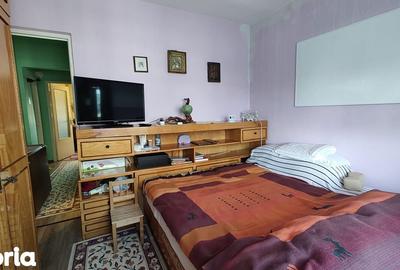 Apartament cu 3 camere semidecomandat în Central - 2