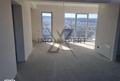 Casă cu 4 camere cu Teren 355 Mp în Chinteni