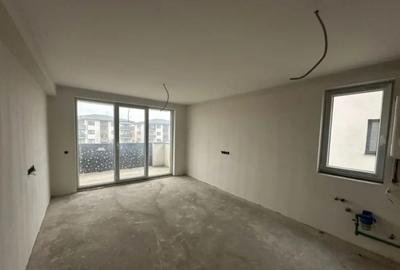 Apartament cu 2 camere decomandat în Independenței - 2