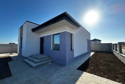 Casă cu 4 camere cu Teren 300 Mp în Berceni