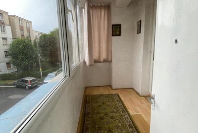 Apartament cu 3 camere decomandat în 22 Decembrie - 9