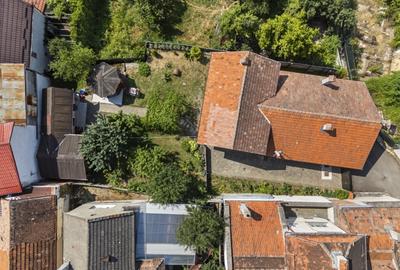 Casa singur in curte Schei - 6