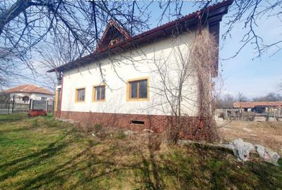 Casa D+P+M, situata in Arcani (Campofeni) - 10