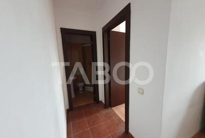 Apartament 2 camere decomandat structura BCA 38 mp etaj 3 zo - 4