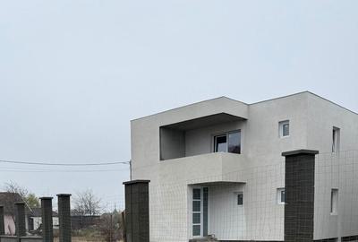 Casă cu 4 camere în Zimandcuz - 3