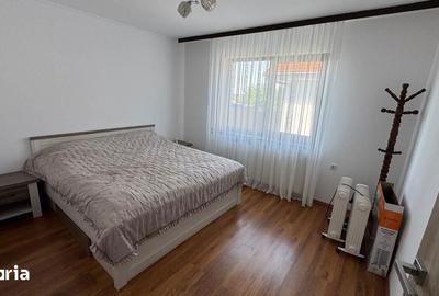 Casă cu 7 camere cu Teren 1080 Mp în Sânmartin - 7