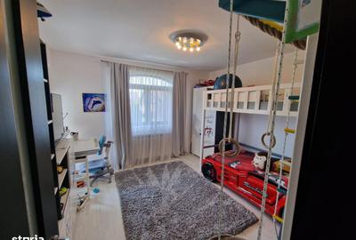 Casă cu 5 camere cu Teren 700 Mp în Șcheia - 4