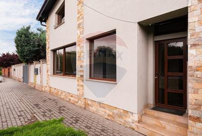 Spatiu comercial de 190 mp de inchiriat in zona Subcetate - 2