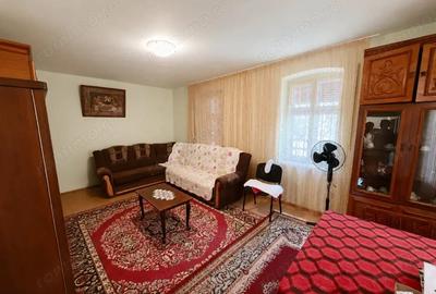 Casă cu Teren 2173 Mp în Central - 5