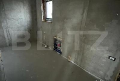 Casă cu 4 camere cu Teren 300 Mp în Central