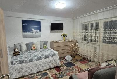 Garsoniera confort 1 zona Nord , Stefan Cel Mare colt cu Aprodu Purice - 2