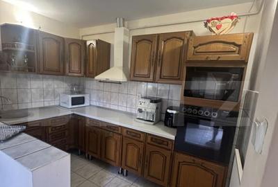 Casa plan parter 170 mp, zona Micro 17 - 11