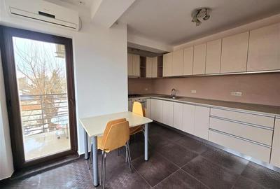 3 CAM.DEC.MOB UTIL ET1/3 BOXA LOC PARCARE SECT 1 BUCURESTII NOI METROU LAMINORUL - 11