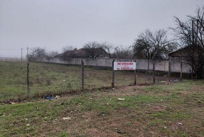 Teren de 1500 mp, în Exterior Vest - 3