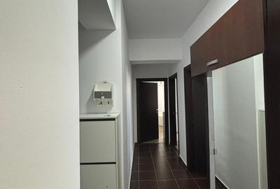 Apartament cu 3 camere în Apărătorii Patriei - 9