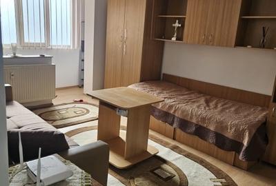 Garsonieră decomandată, mobilată în Nicolae Grigorescu