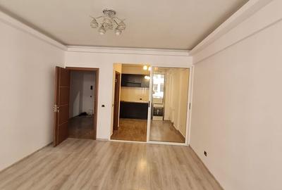 Apartament cu 3 camere decomandat în Exterior Vest - 4