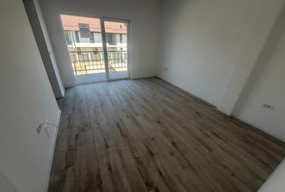 Duplex cu 5 camere cu Canalizare în Central - 18