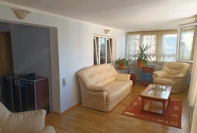 Inchiriez apartament.