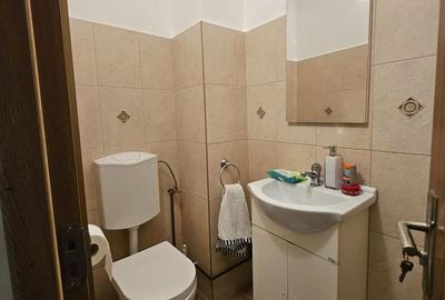 Apartament cu 3 camere decomandat în Rogerius