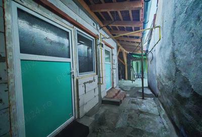 Casă cu 5 camere în Central - 1