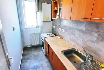 PREFER MSG PE WHATAPP !!!  Apartament 2 camere decomandat PODU ROS- PALAS  - 400 - 5