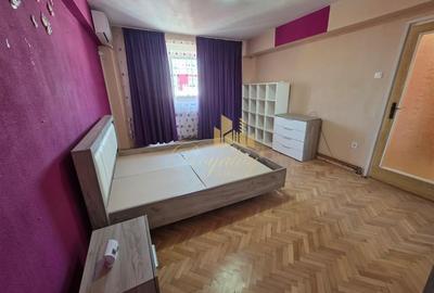 PIATA VICTORIEI, Apartament cu 2 dormitoare, centrala proprie, clima - 8