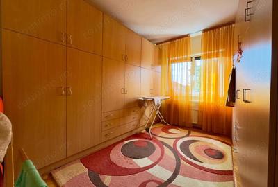 Apartament cu 3 camere decomandat, mobilat în Soarelui - 1