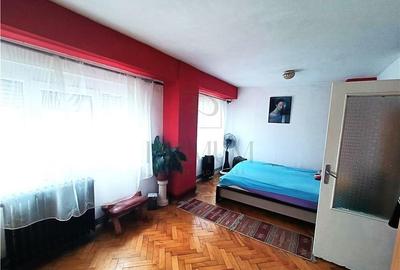 ARADULUI - 4 cam - 2 bai - 1 balcon 13mp - debara - decomandat - centrala propri - 2