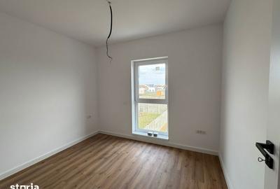 Casă cu 4 camere cu Teren 325 Mp în Central - 12