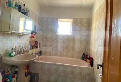 Apartament cu 3 camere decomandat în Central - 9
