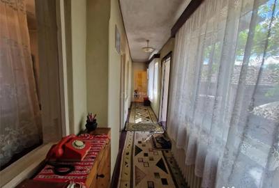 Casă cu 3 camere cu Teren 162 Mp în Dealul Malului