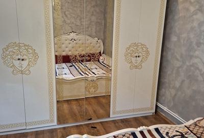 Casă cu 4 camere în Central - 1