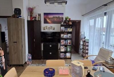 Apartament cu 3 camere în Carpați 2